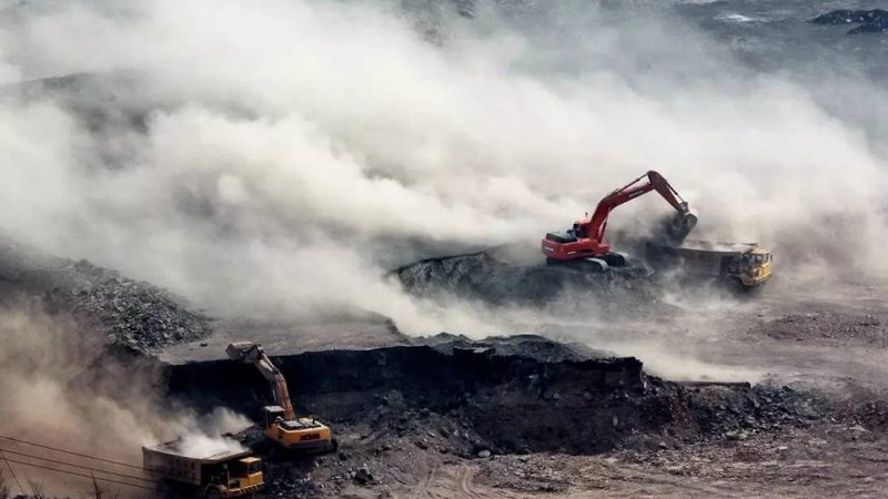 塔吊型号参数解析：揭秘安装关键要素